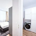 Apartment Magnificence - With Aircondition!